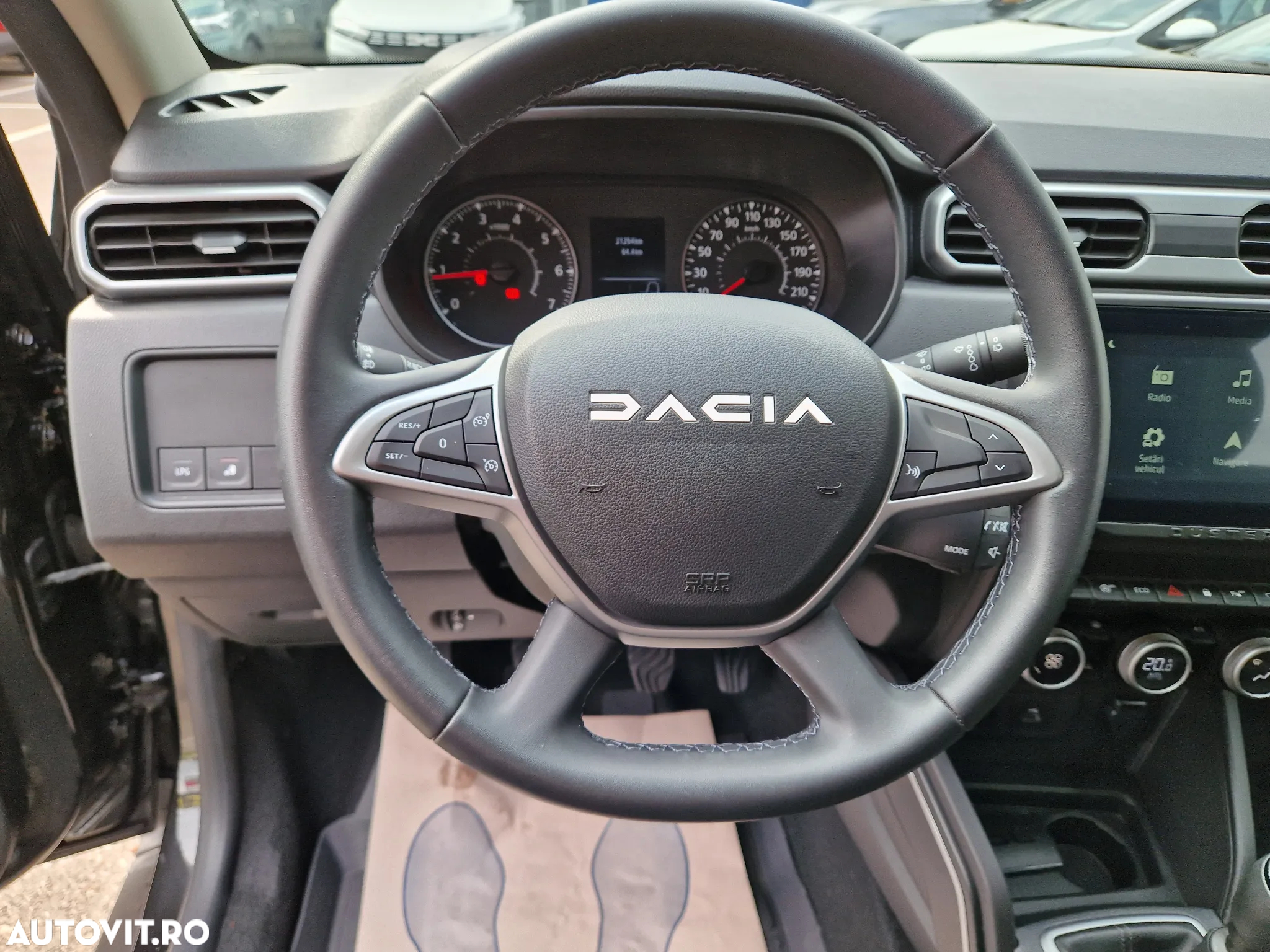 Dacia Duster ECO-G 100 Journey+ - 11