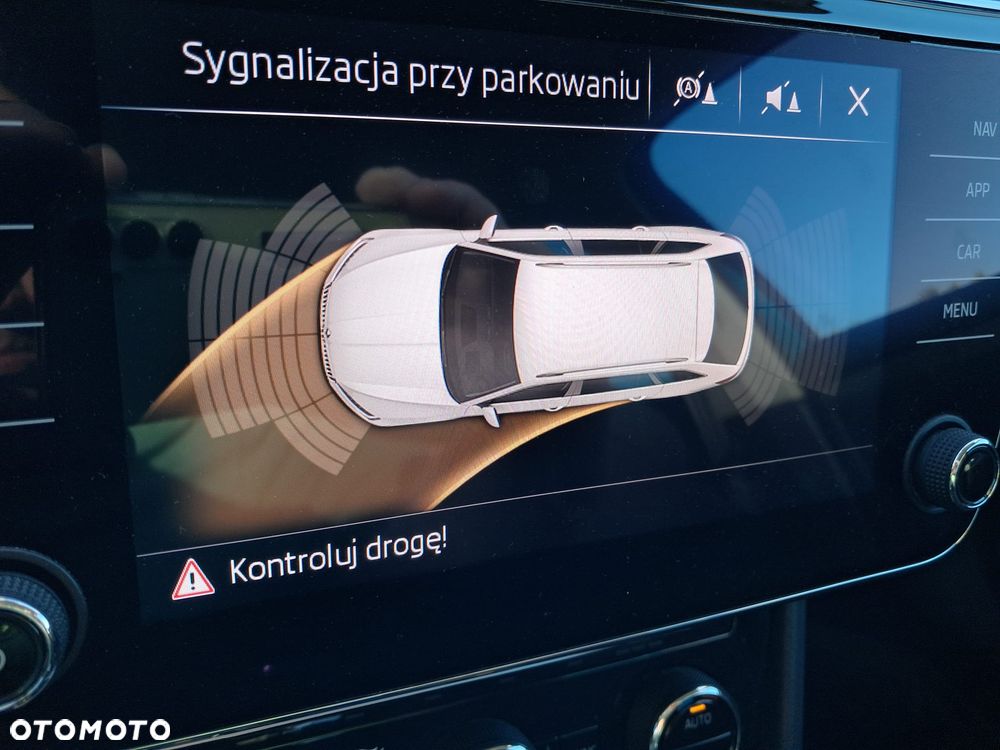 Skoda Superb 2.0 TSI Ambition DSG - 18