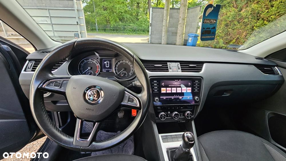Skoda Octavia 1.5 TSI ACT Ambition - 9