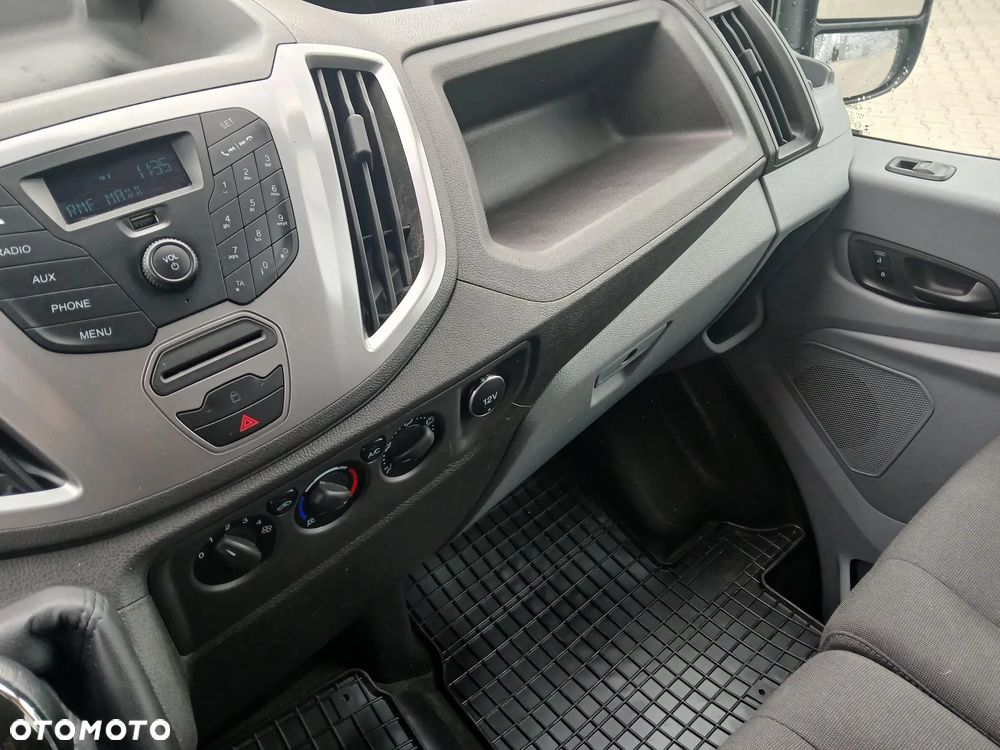 Ford TRANSIT - 2