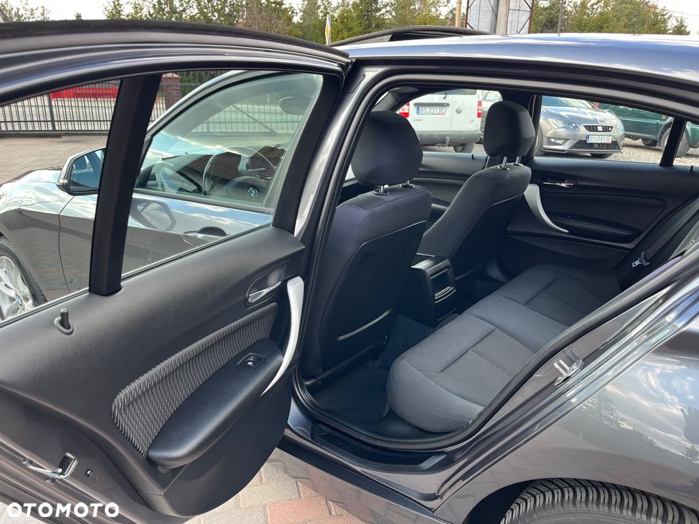 BMW Seria 1 116i Sport Line - 23