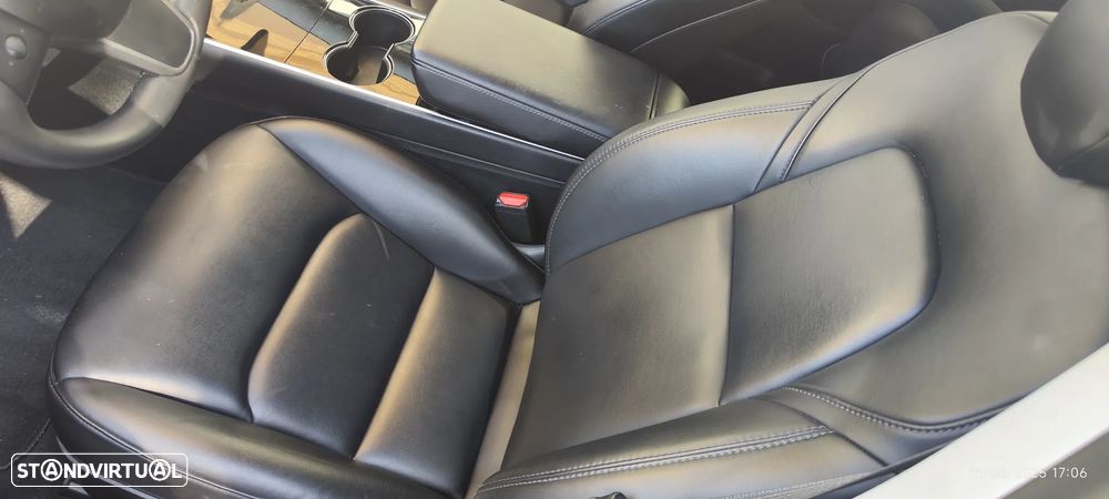 Tesla Model 3 Standard Range Plus RWD - 4