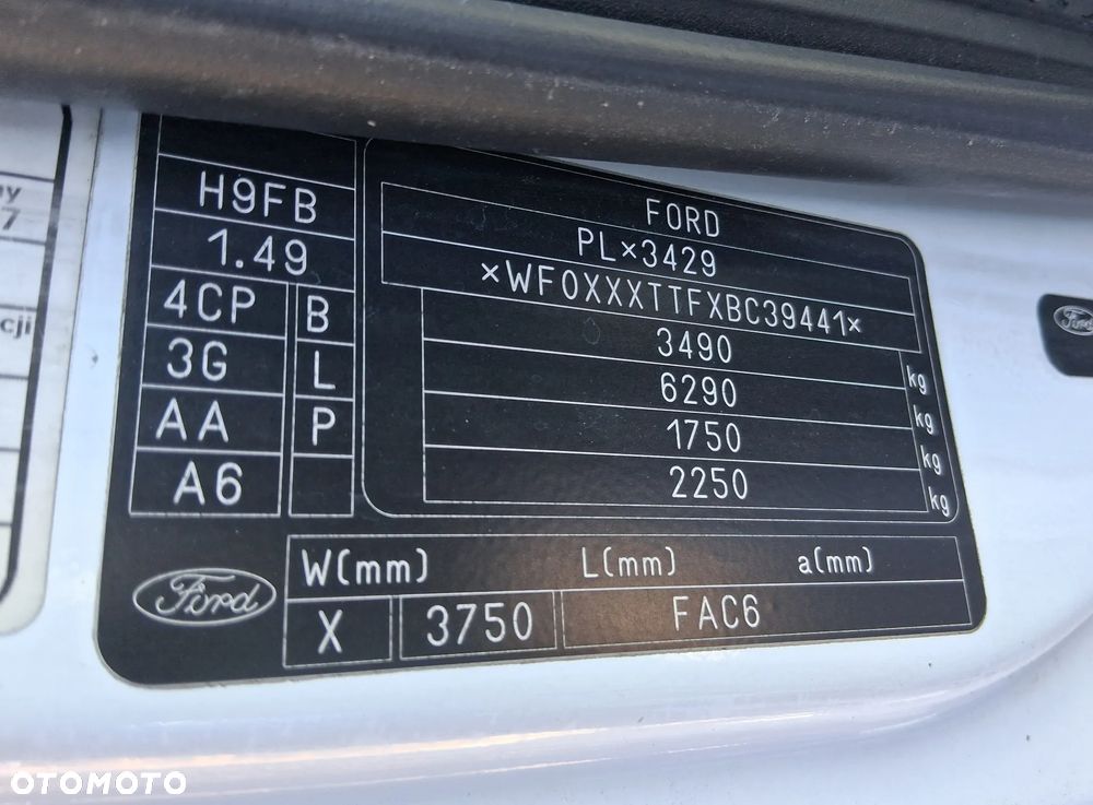 Ford Transit - 18