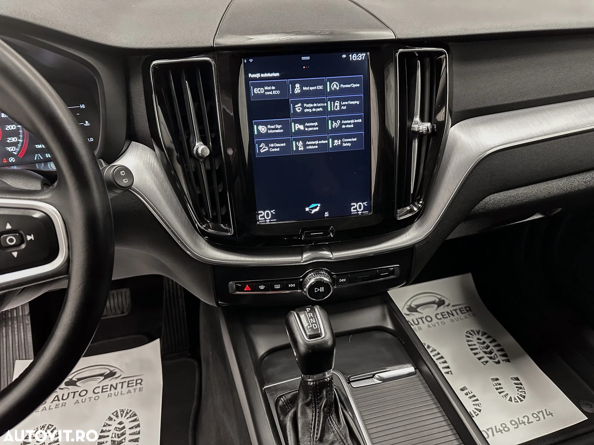 Volvo XC 60 D4 AWD Momentum - 26