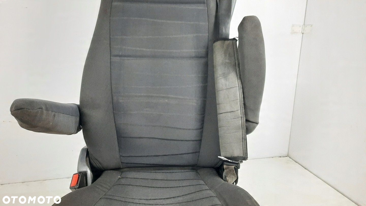 SCANIA R480 EURO 5 10R FOTEL LEWY KIEROWCY 1891168 2 PODLOKIETNIKI - 5