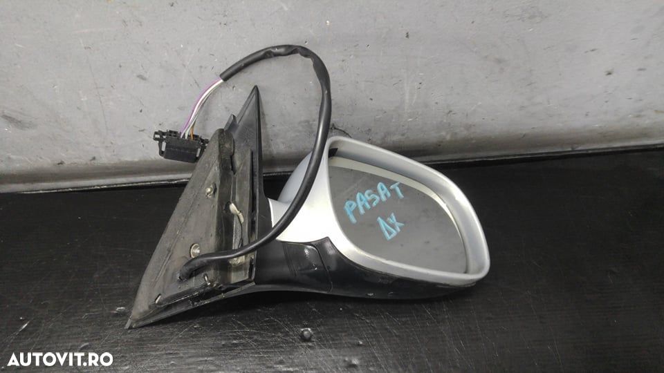 Oglinda electrica dreapta vw passat b5.5 3b6 3b0857934 - 1
