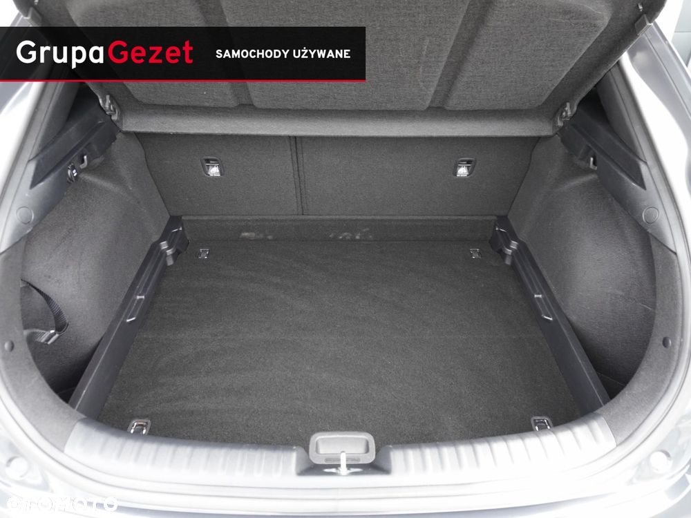Kia XCeed 1.5 T-GDI M - 36