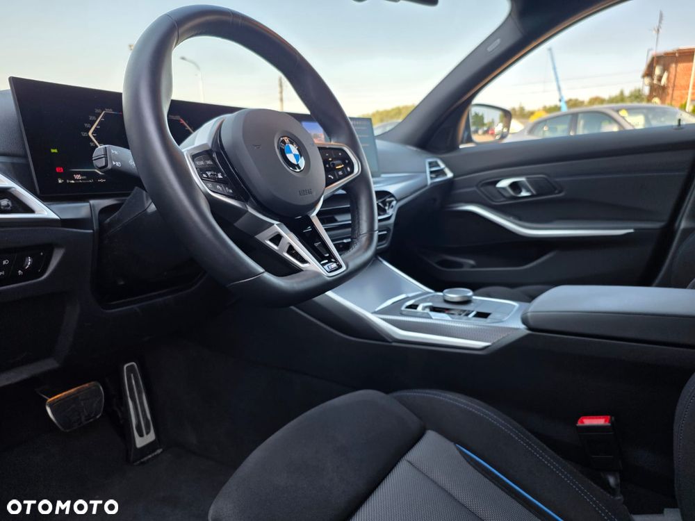 BMW Seria 3 330i xDrive M Sport sport - 21