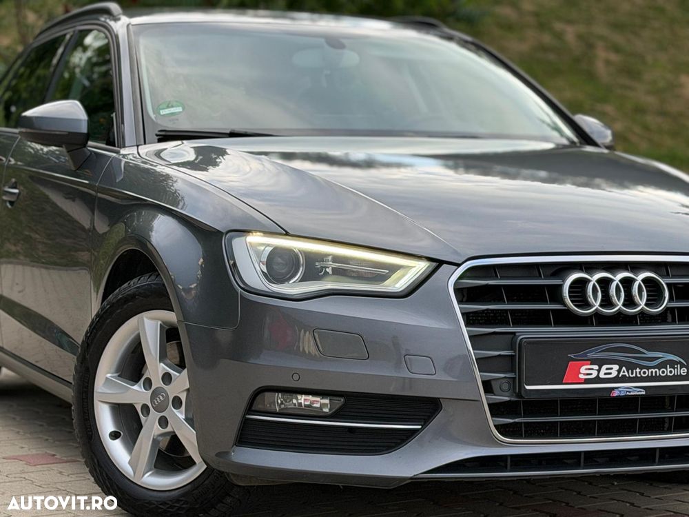 Audi A3 Sportback 1.6 TDI DPF Ambition - 11