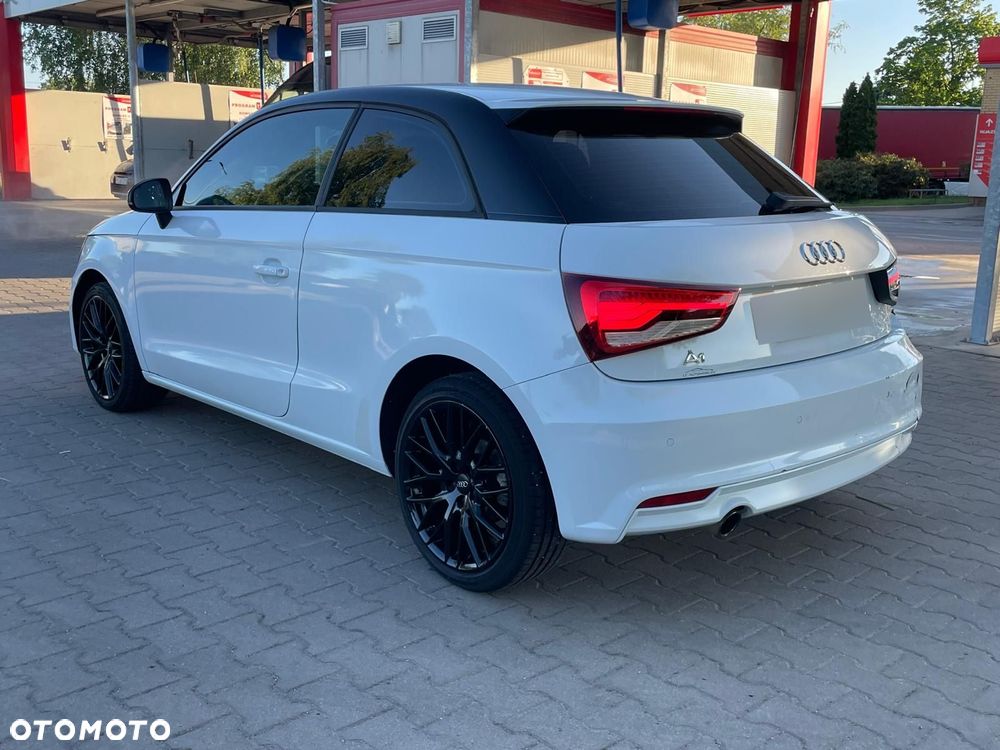 Audi A1 3-drzwiowe 1.0 TFSI ultra design - 4
