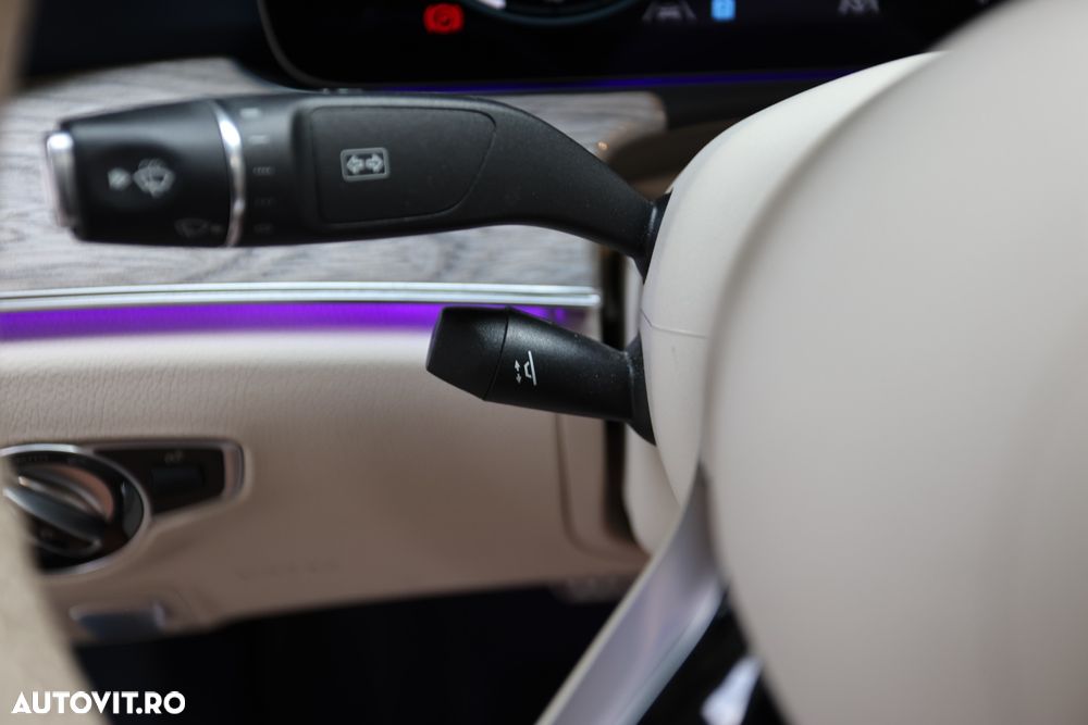 Mercedes-Benz E 220 d Coupe 9G-TRONIC AMG Line - 14