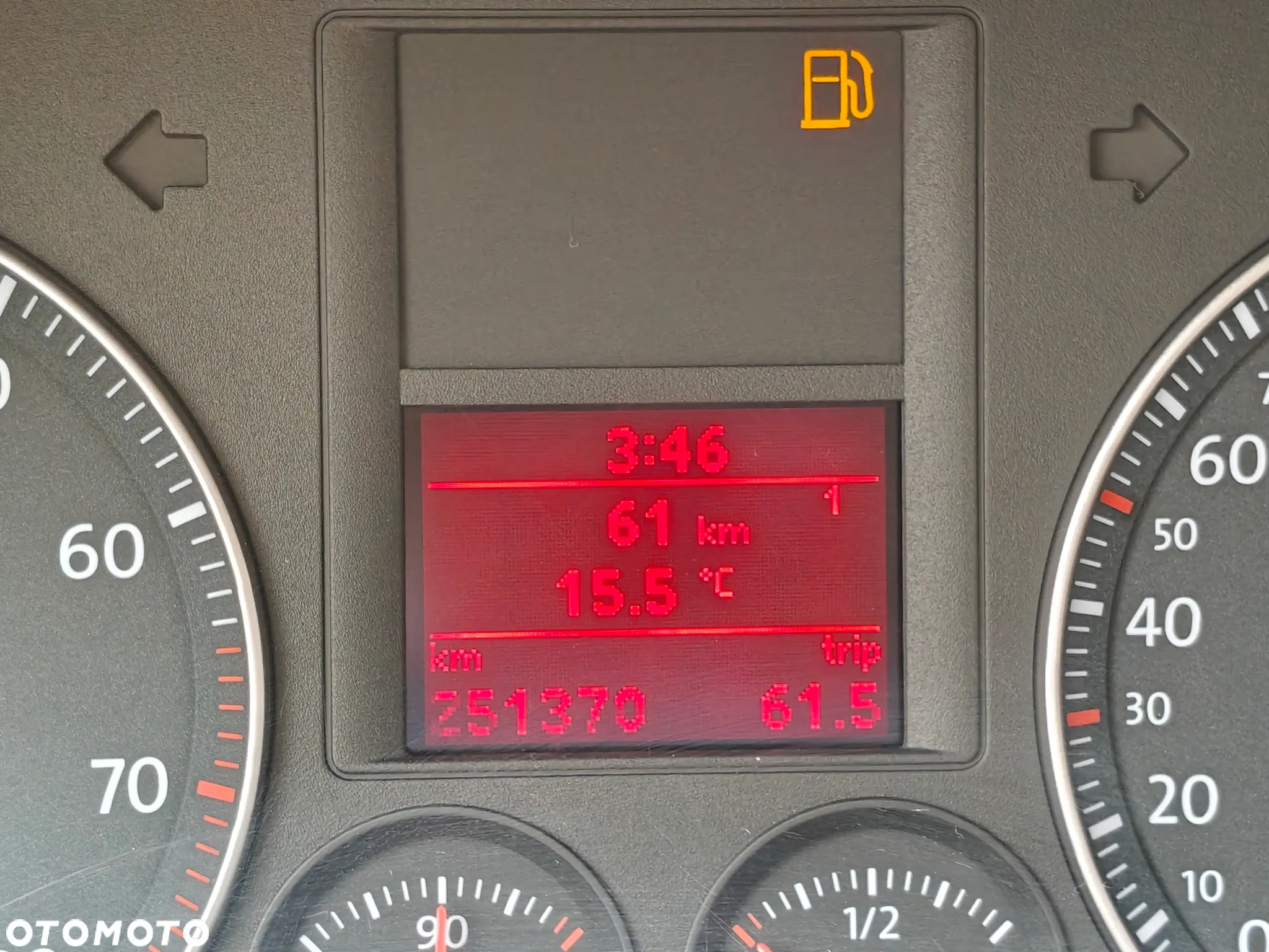 Volkswagen Golf 1.6 Comfortline - 22