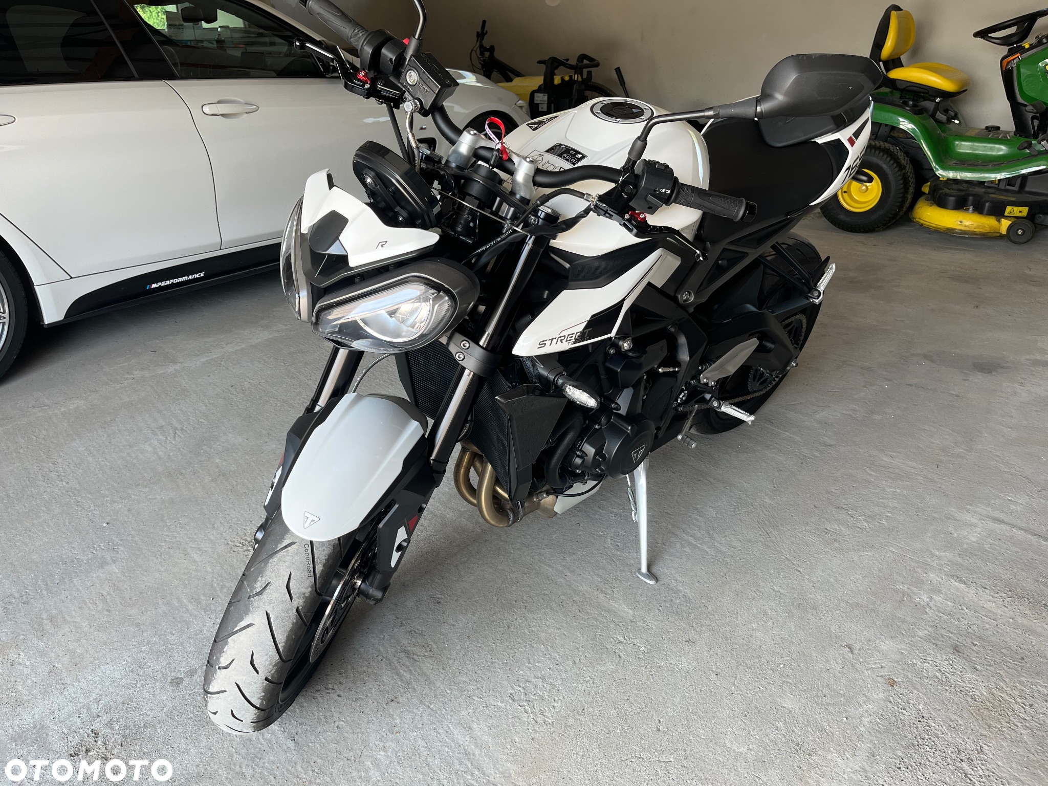 Triumph Street Triple - 2