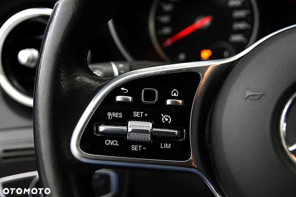 Mercedes-Benz GLC 200 4-Matic - 27