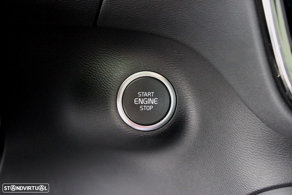 Volvo XC 40 2.0 D3 Momentum - 24