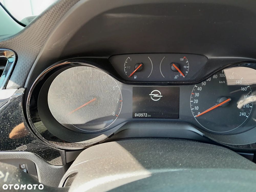 Opel Corsa - 11