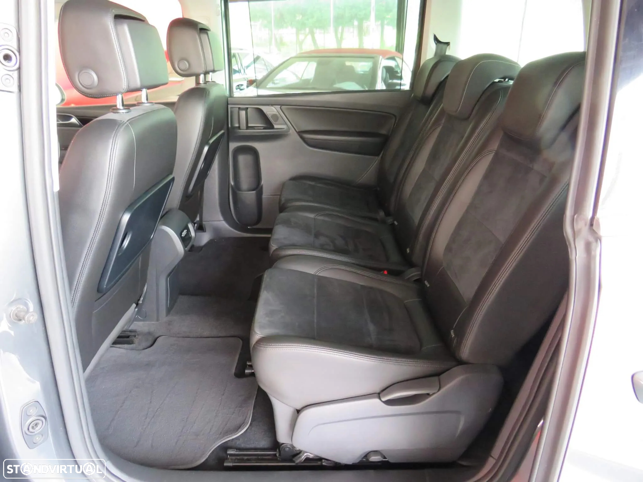 VW Sharan 2.0 TDI Highline DSG - 16