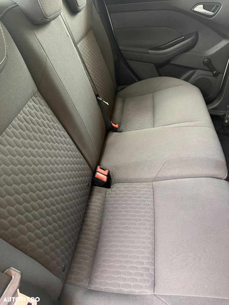 Ford Focus 1.6 TDCI DPF Champions Edition - 7