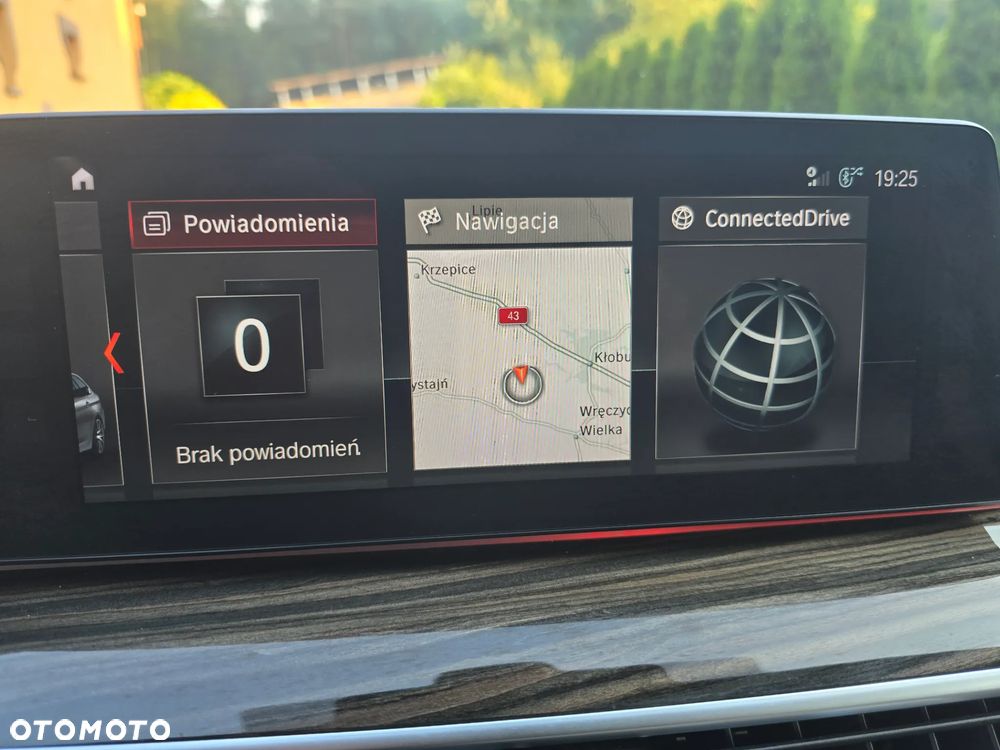 BMW Seria 5 520d xDrive Luxury Line - 29