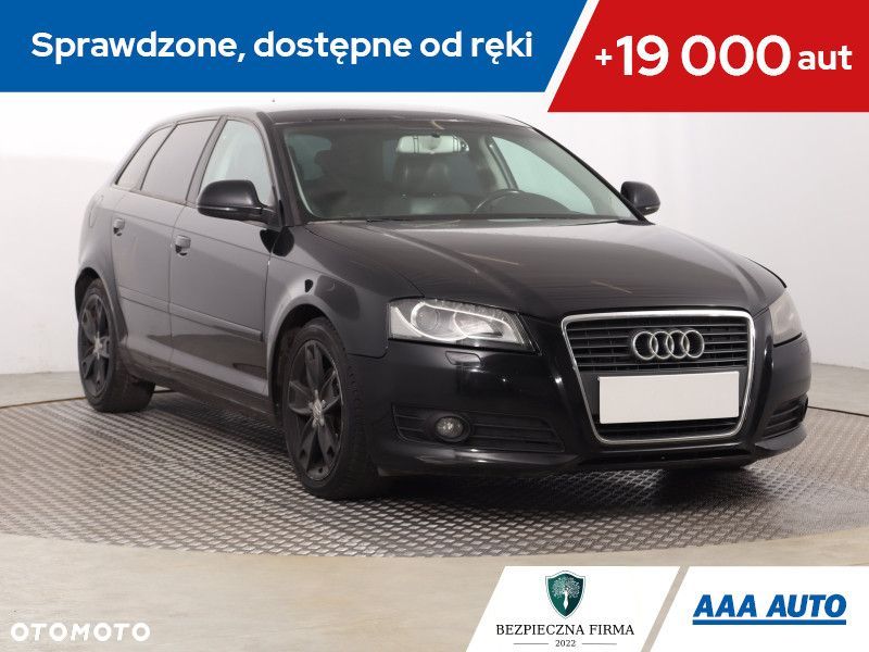 Audi A3 Sportback - 1