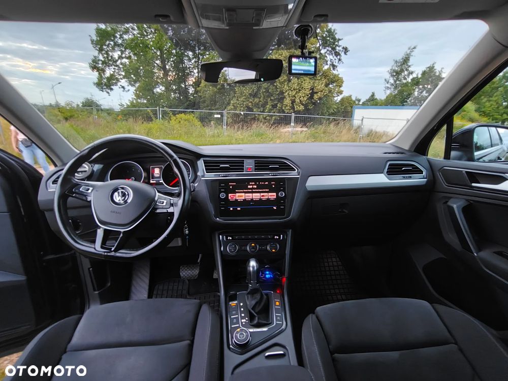 Volkswagen Tiguan - 22