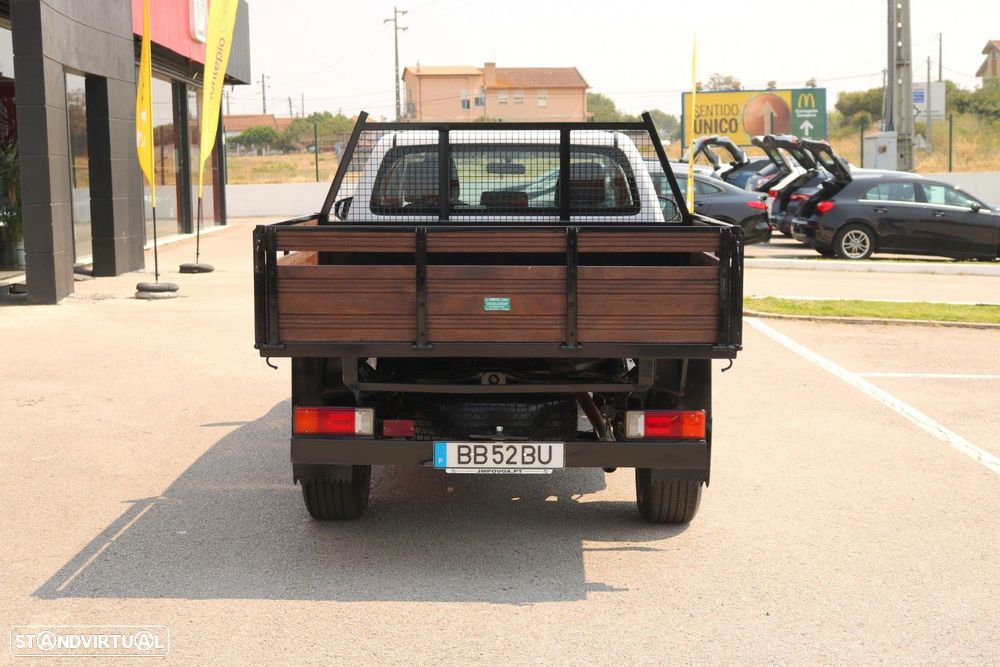 Toyota Hilux 2.4 D-4D 4WD CD CM - 8