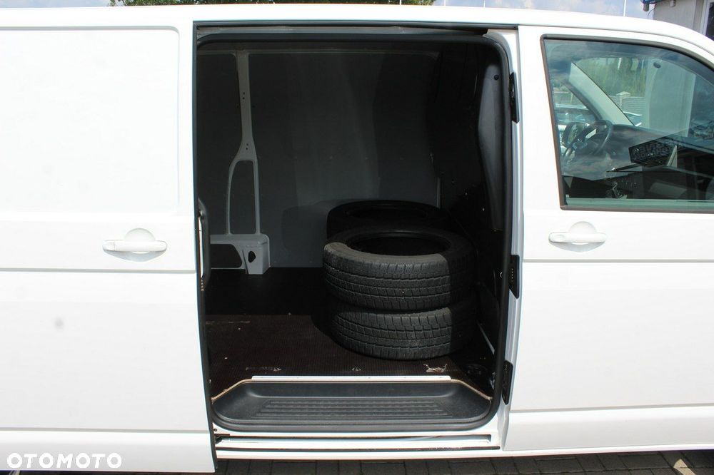 Volkswagen Transporter - 8