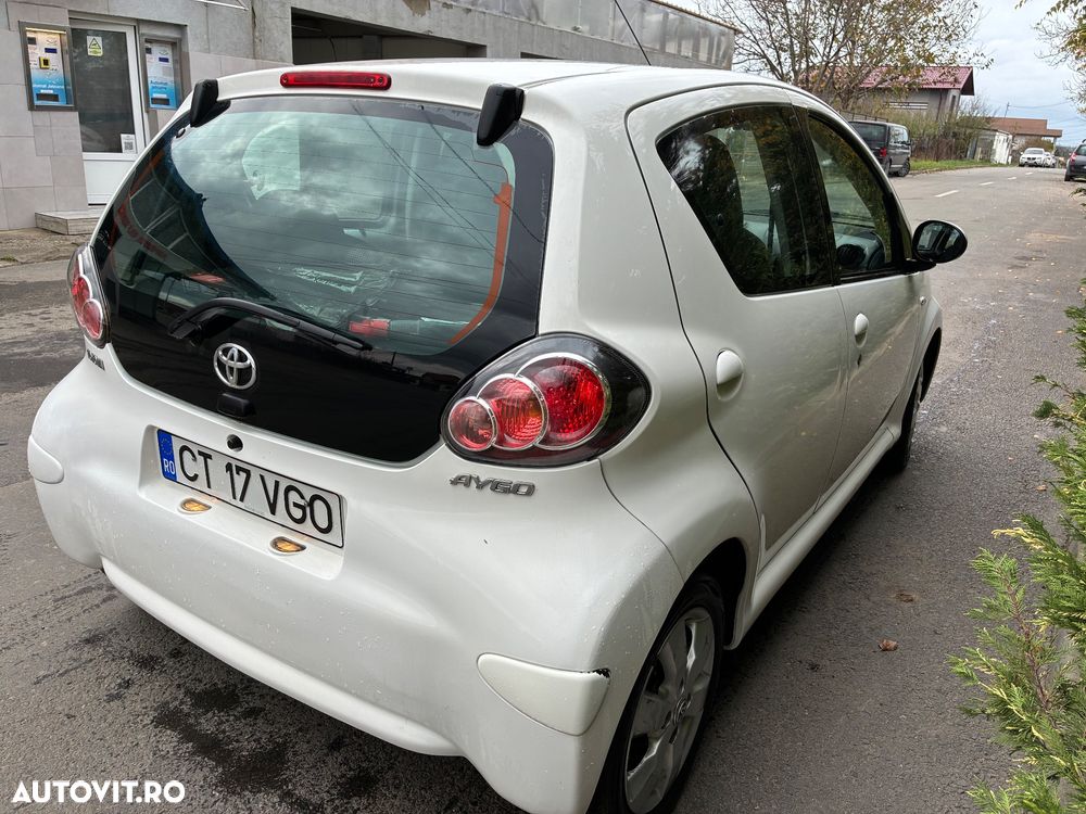 Toyota Aygo 1.0 VVT-I - 2