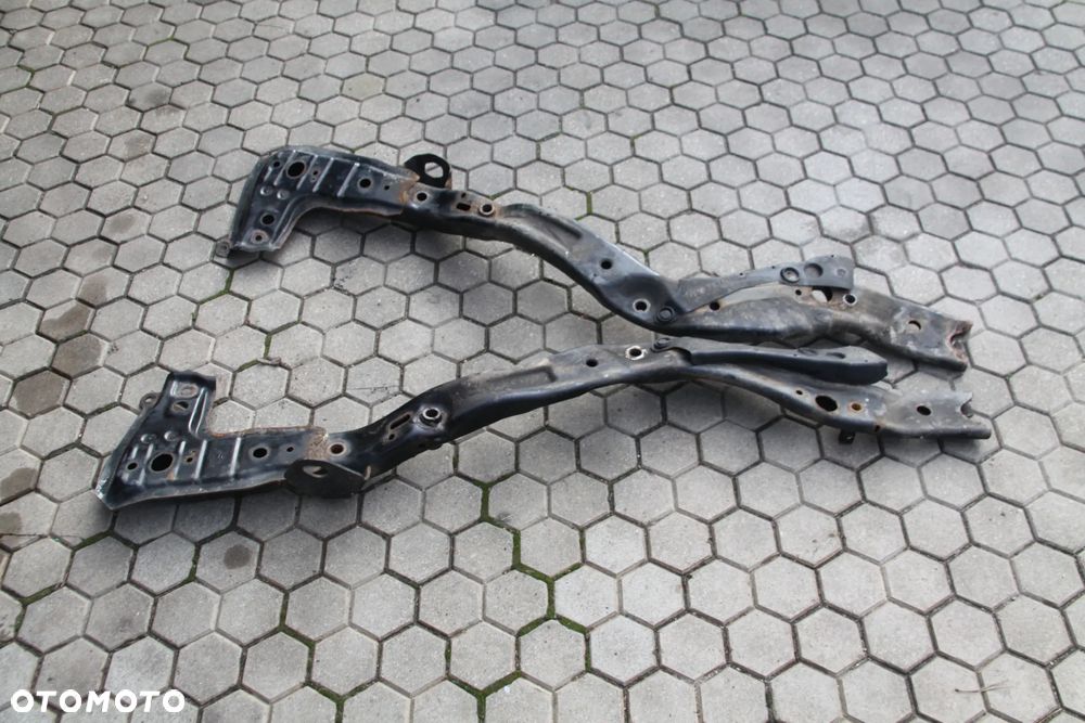 SUBARU FORESTER II SG 02->07R Belka  Zawieszenia  Rama  Trewers LEWY / PRAWY - 6