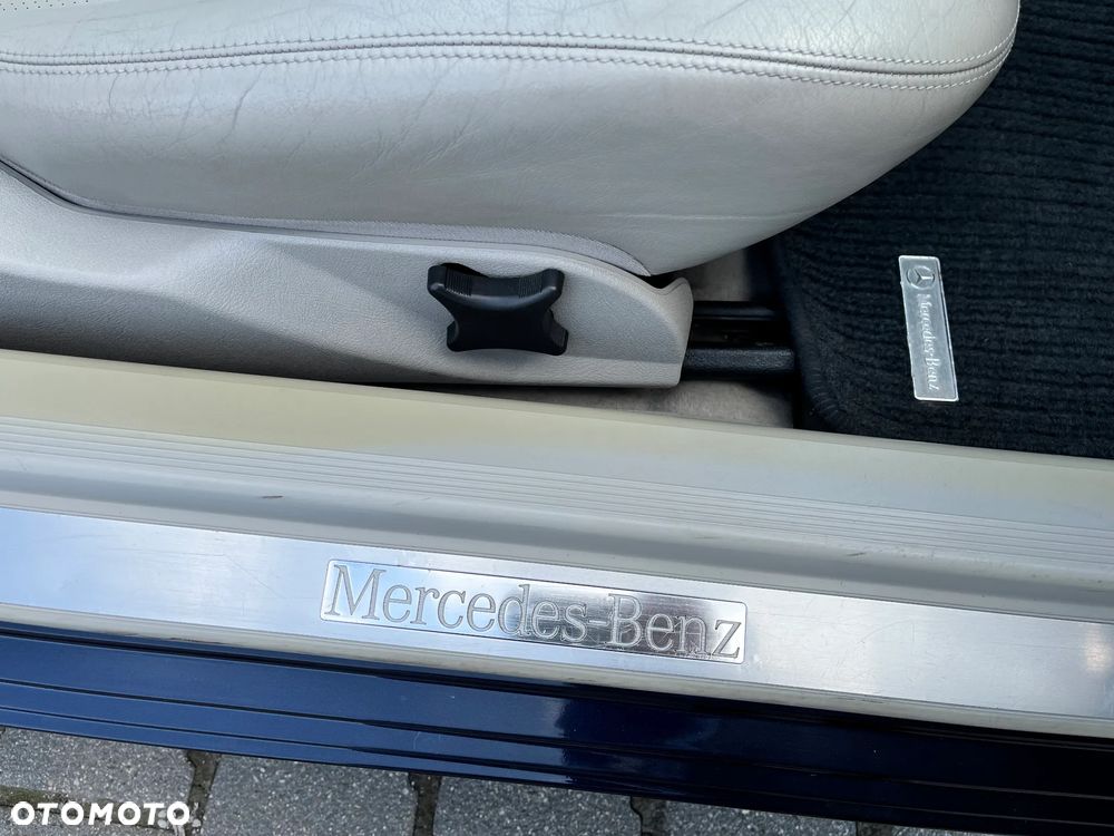 Mercedes-Benz CLK - 17