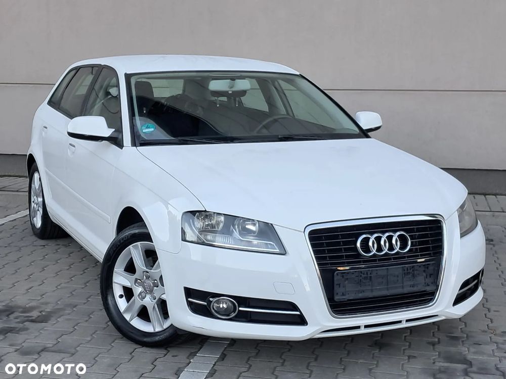 Audi A3 1.6 Limited Edition - 14