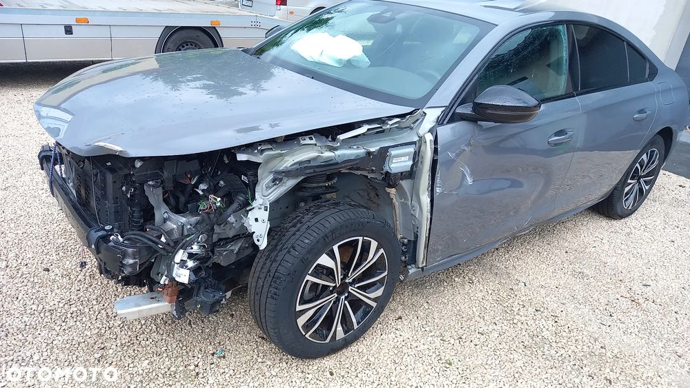 Peugeot 508 - 8