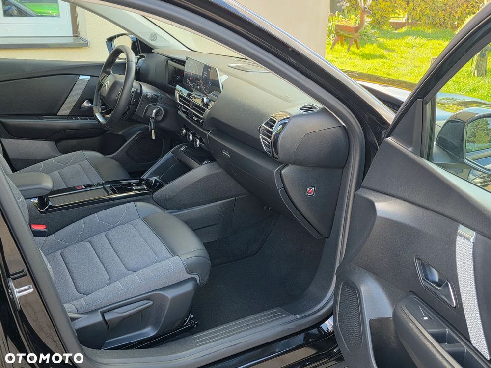 Citroën C4 BlueHDi 130 Stop&Start EAT8 FEEL PACK - 22