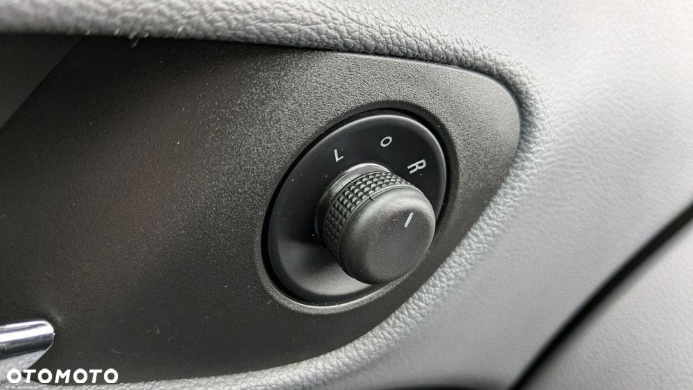 Opel Meriva - 31