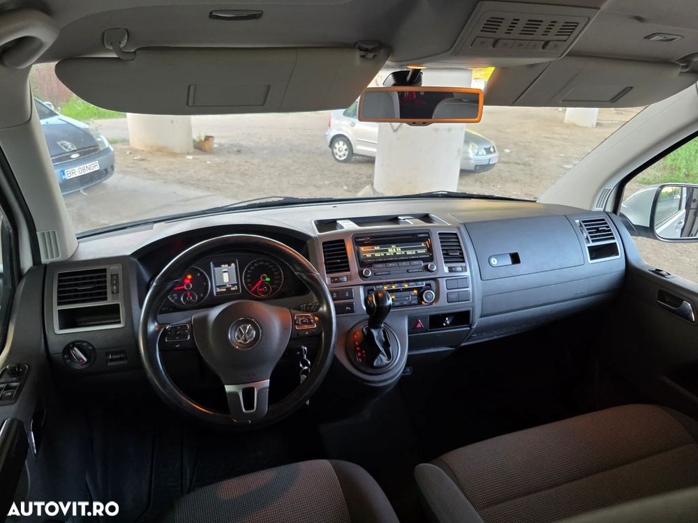 Volkswagen Caravelle - 6