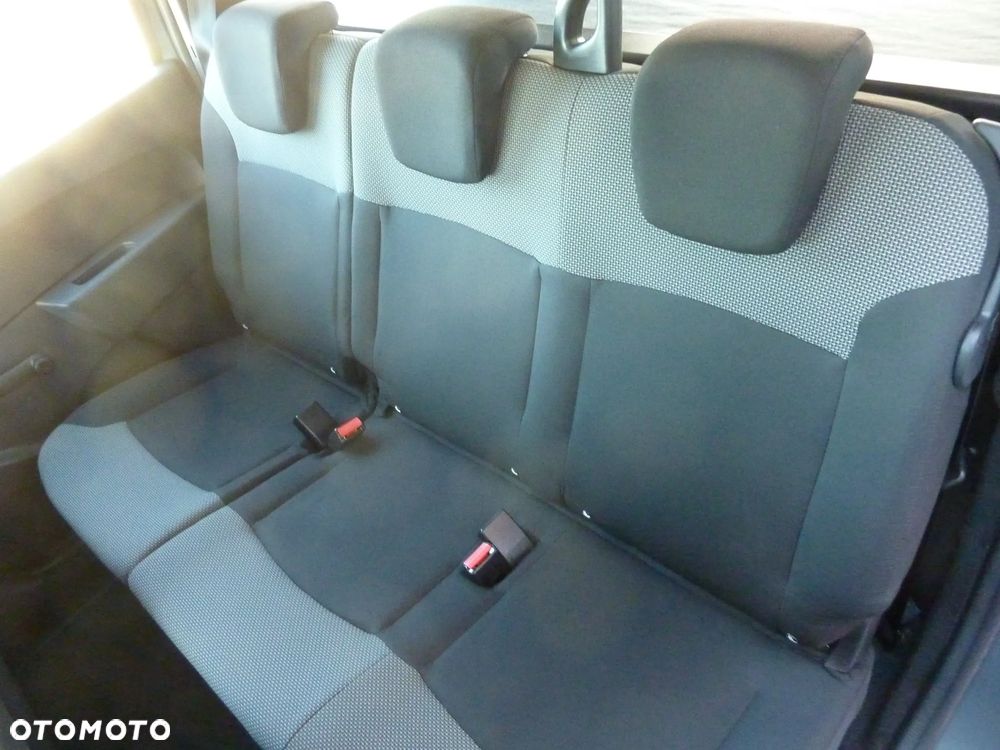 Dacia Lodgy - 17