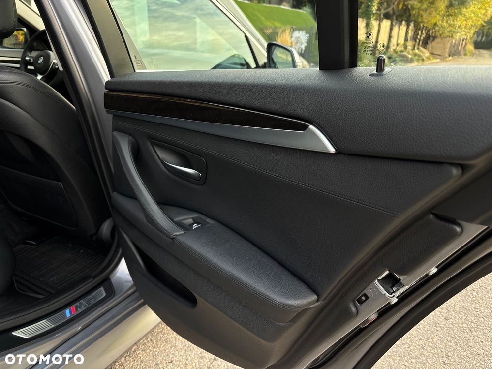 BMW Seria 5 - 33