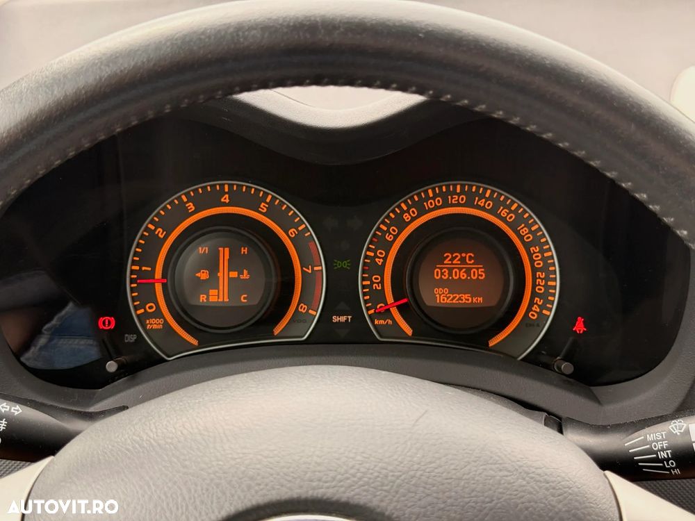 Toyota Auris 1.4 Luna Plus - 11