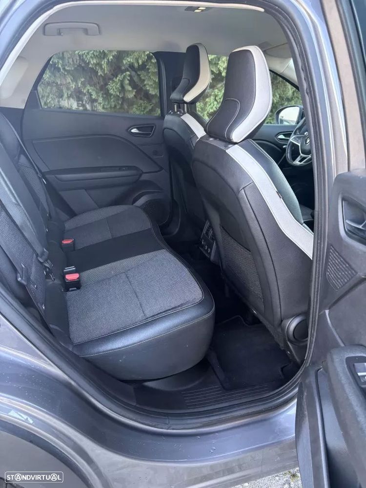 Renault Captur 1.0 TCe Exclusive - 11
