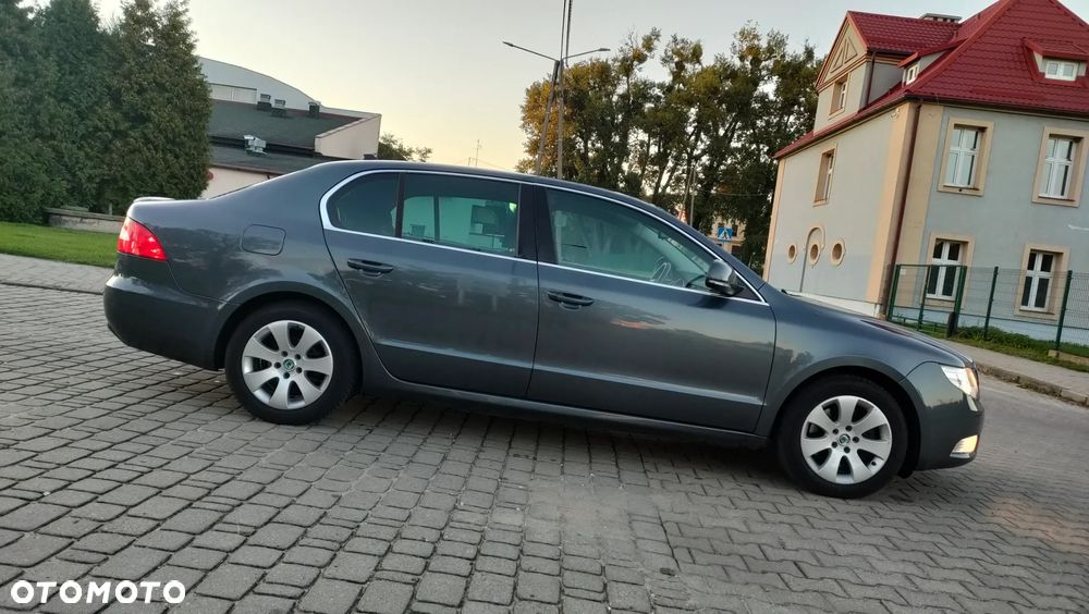 Skoda Superb 1,9 TDI Comfort - 14