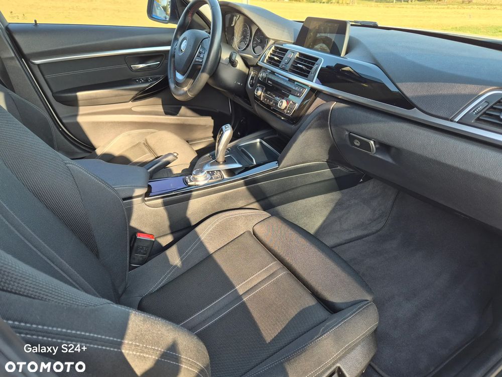 BMW Seria 3 318i Sport Line - 18