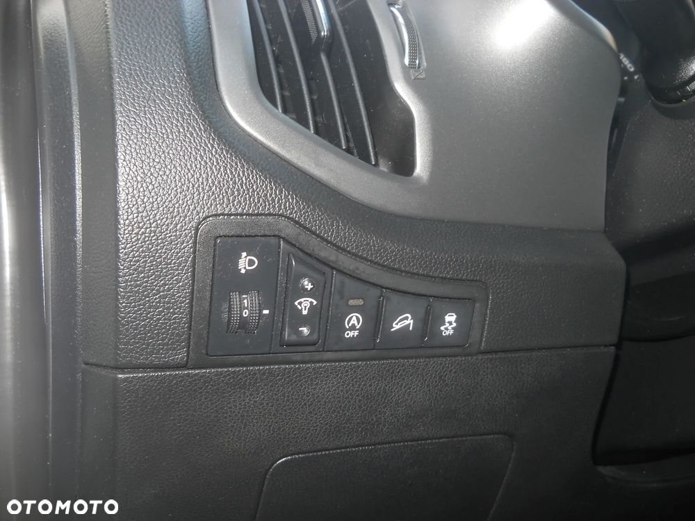 Kia Sportage 1.7 CRDI 2WD Attract - 15