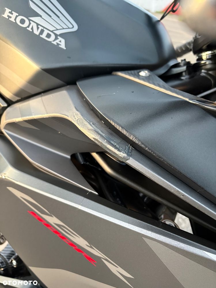 Honda CBR - 14