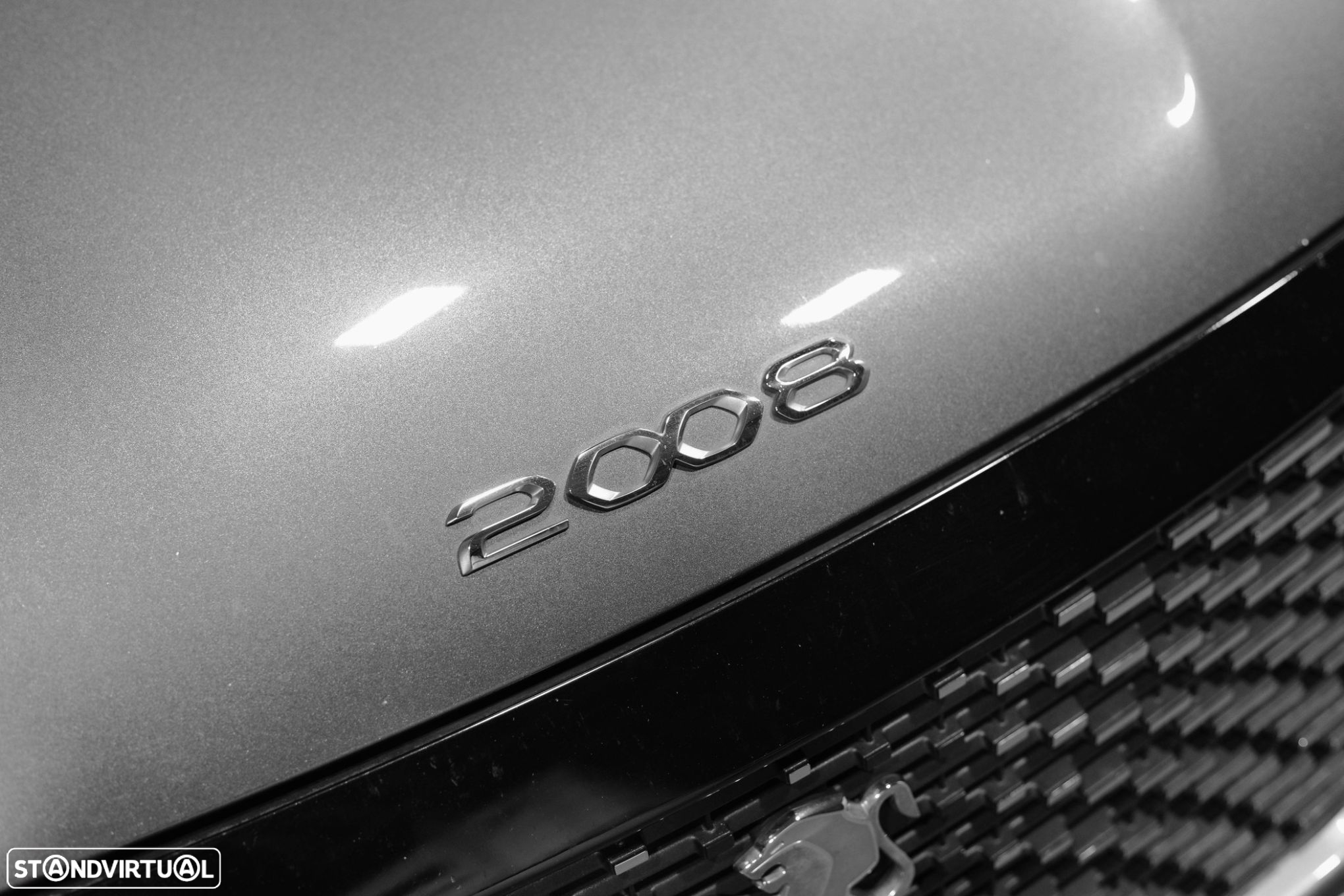 Peugeot 2008 1.2 PureTech Allure EAT8 - 27