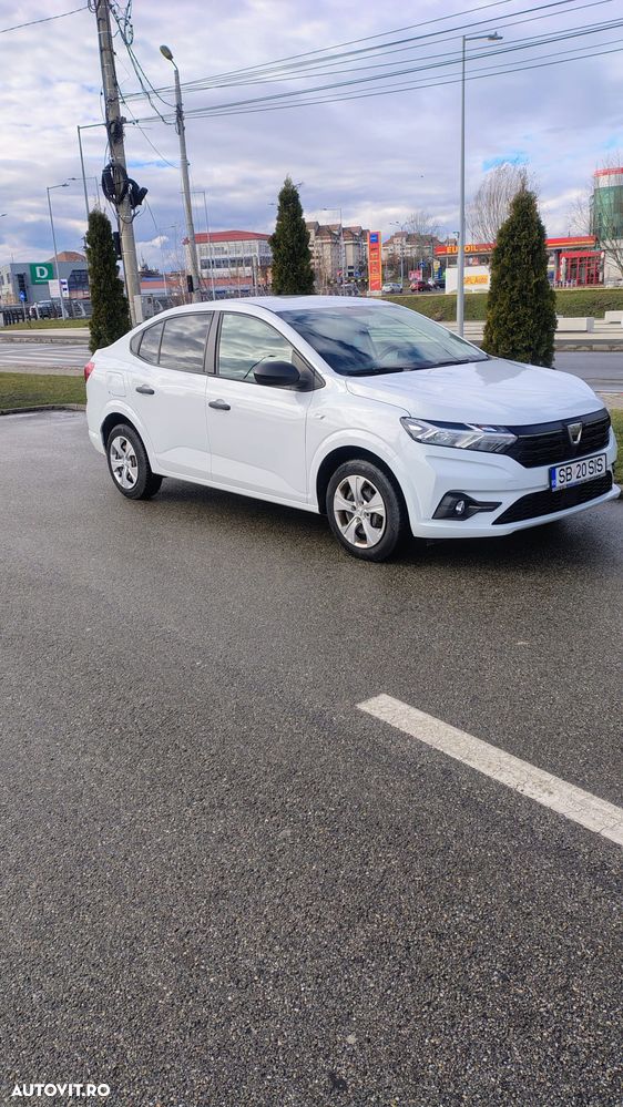 Dacia Logan TCe 90 Essential - 5