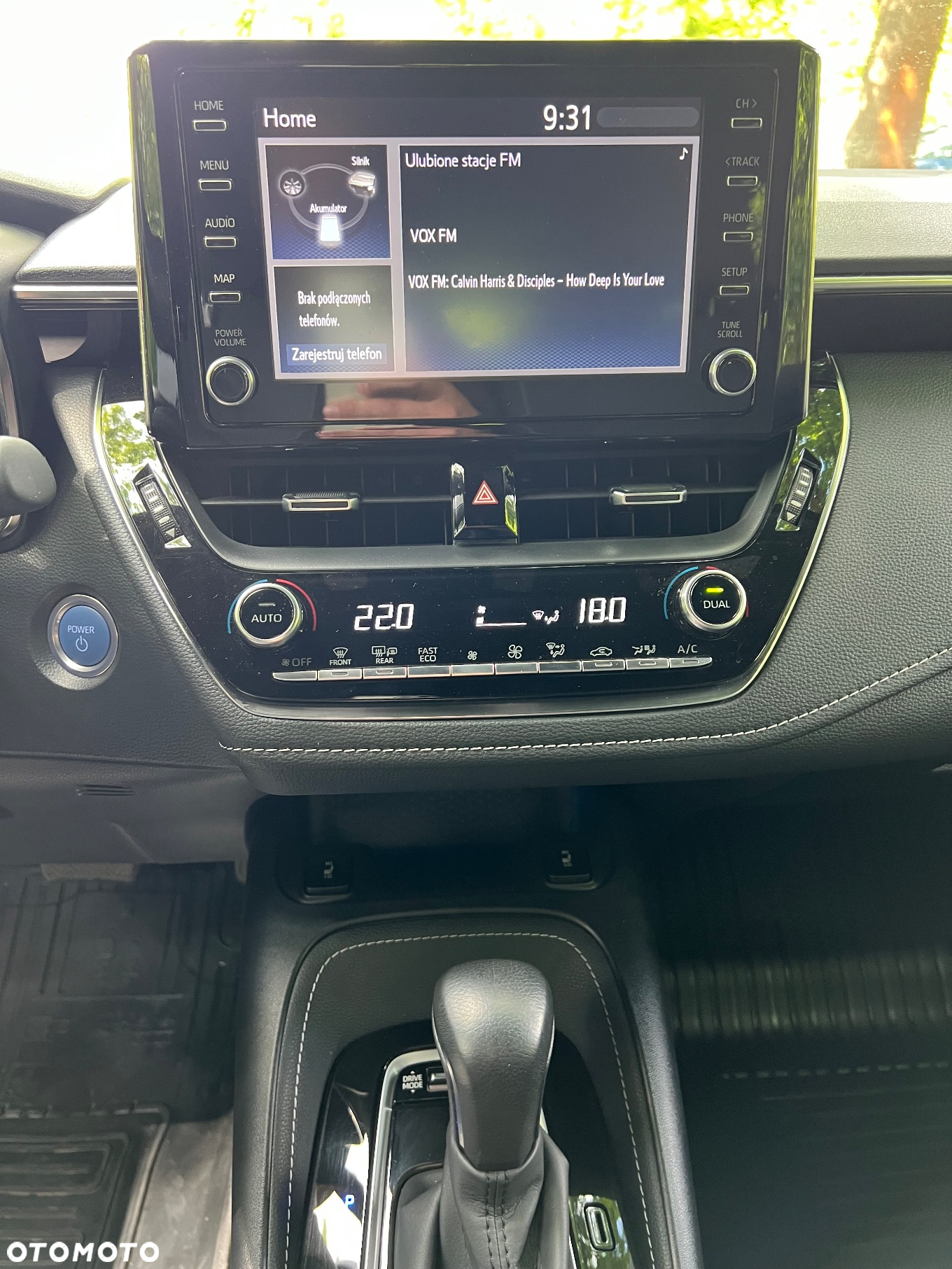 Toyota Corolla 1.8 Hybrid Business Edition - 14