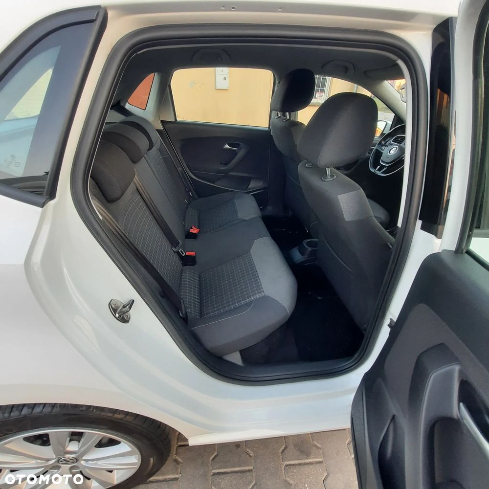 Volkswagen Polo 1.2 TSI BMT Comfortline - 20