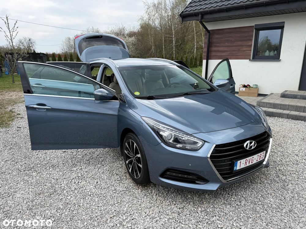 Hyundai i40 Kombi 1.7 CRDi Premium - 18