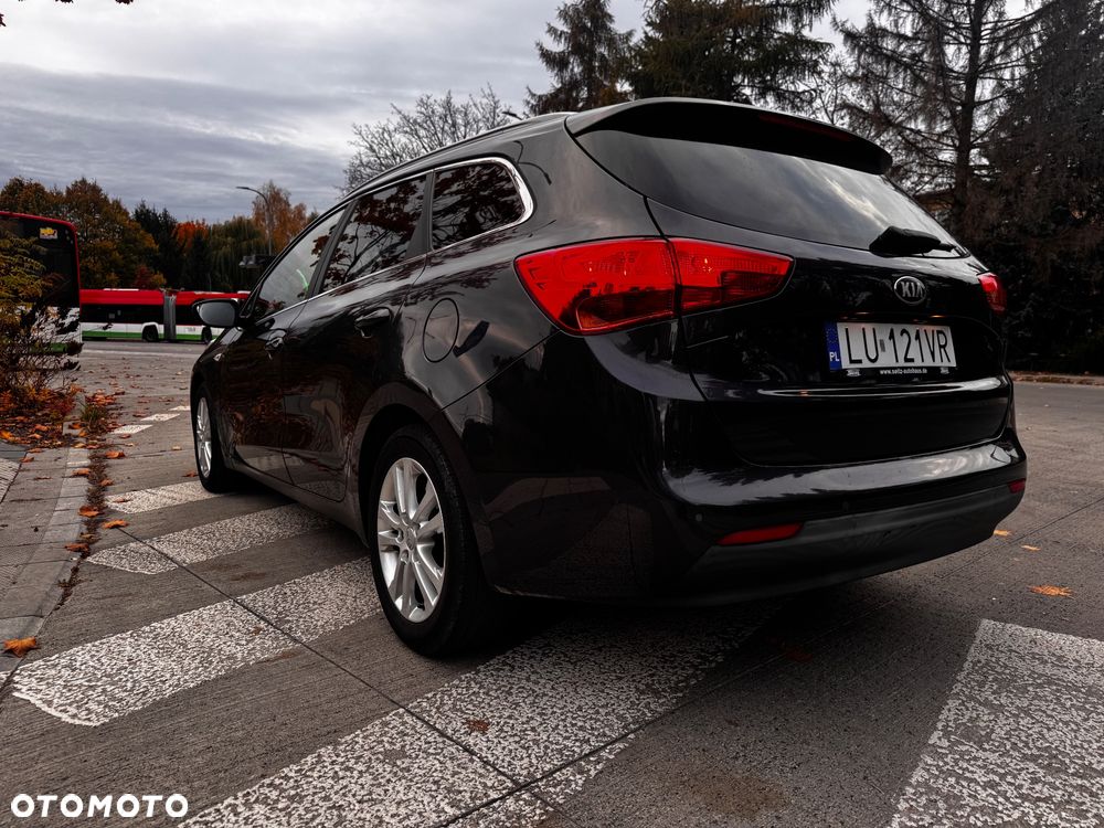 Kia Ceed 1.6 GDI L - 17