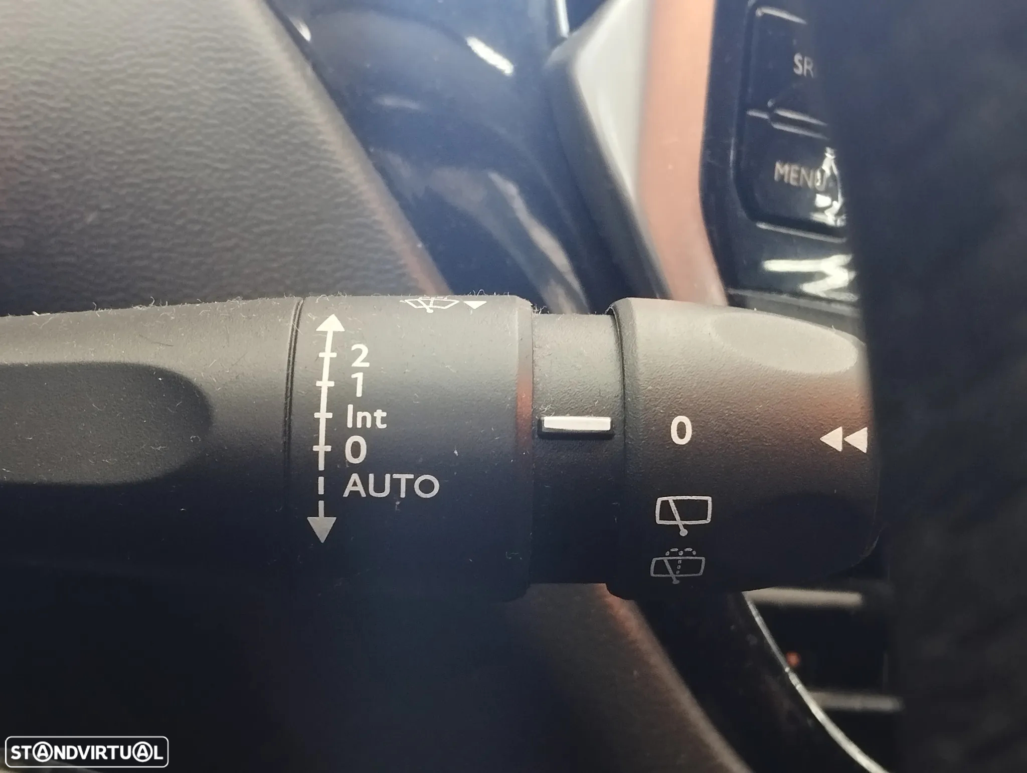 Peugeot 208 1.5 BlueHDi Signature - 22